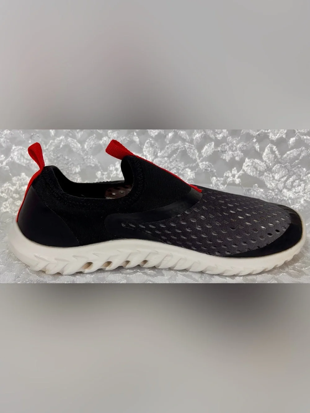 🦈 Rugged Shark Black Water Shoes